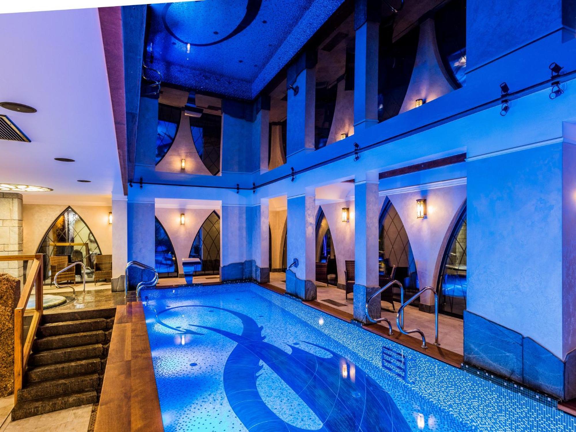 Norweska Dolina Family&Pet-Friendly Resort Szklarska Poreba Extérieur photo The swimming pool at the hotel