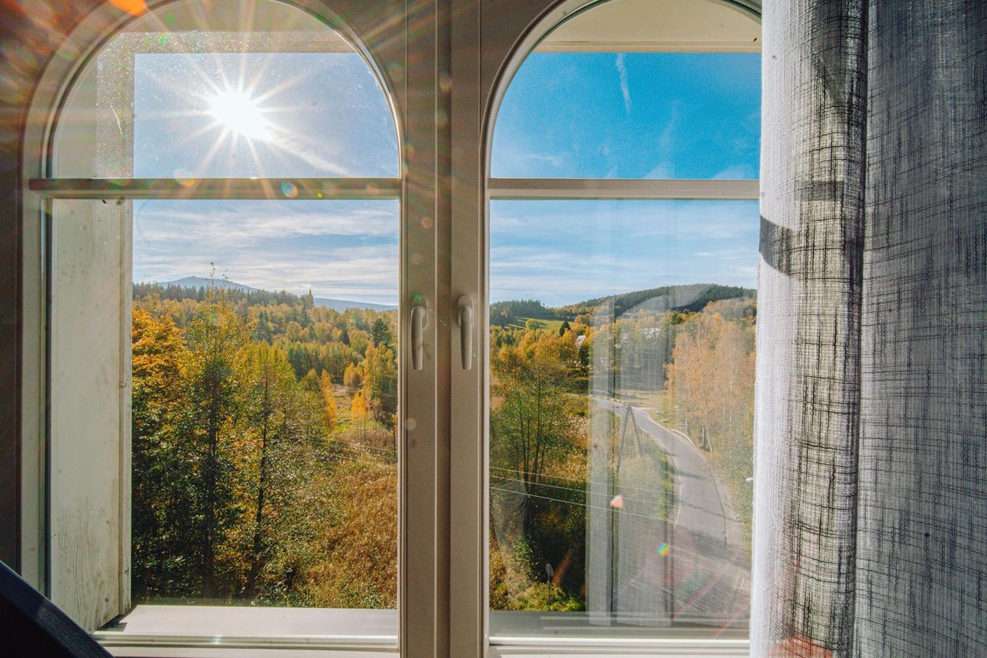 Norweska Dolina Family&Pet-Friendly Resort Szklarska Poreba Extérieur photo View from the window of a room at the hotel